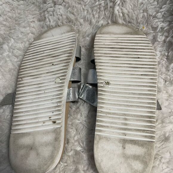 Steve Madden Mayen leather silver Adjustable Slide Sandals SZ10M - Picture 5 of 6